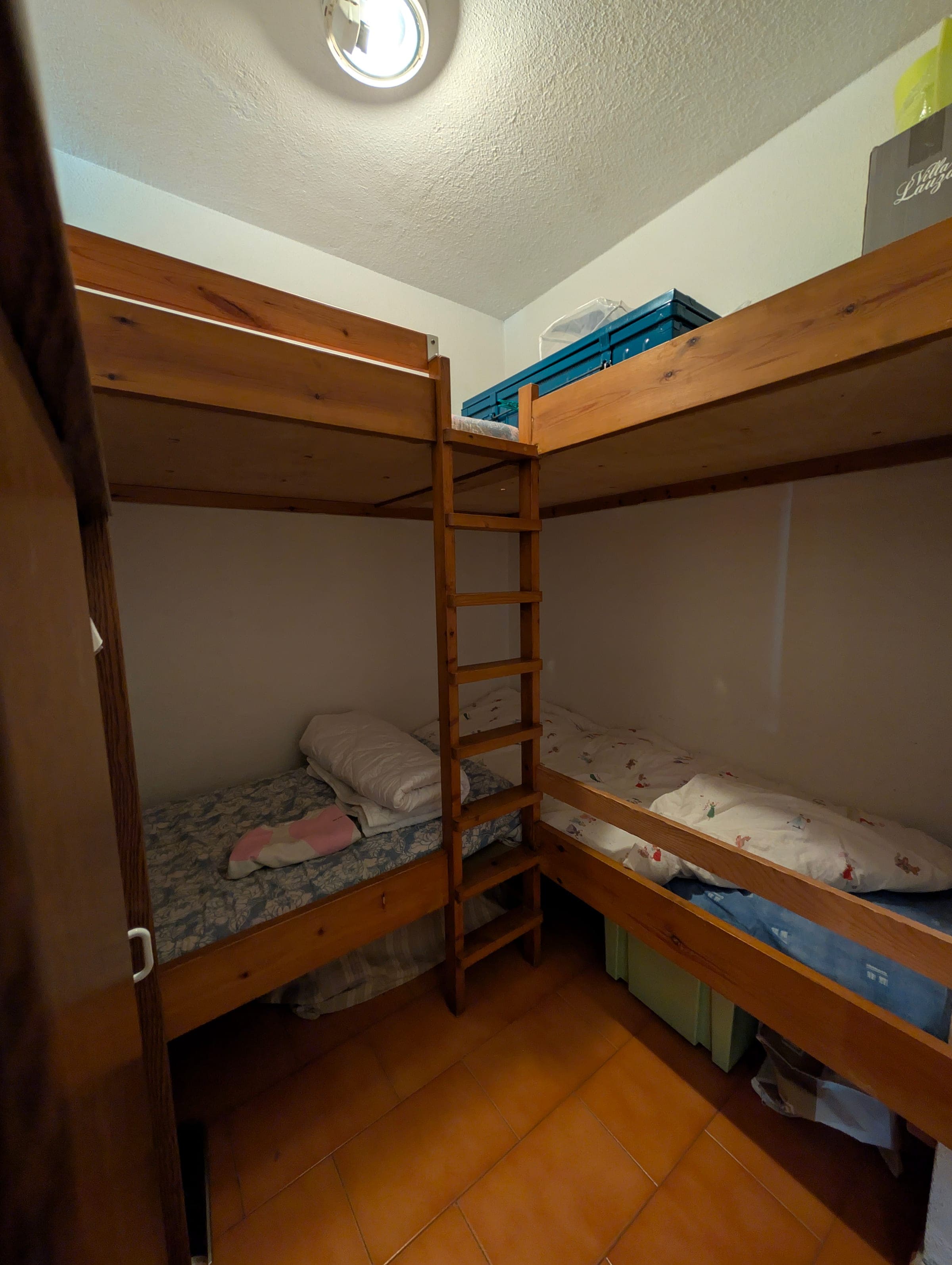 Chambre enfants — jusqu'à 4 lits